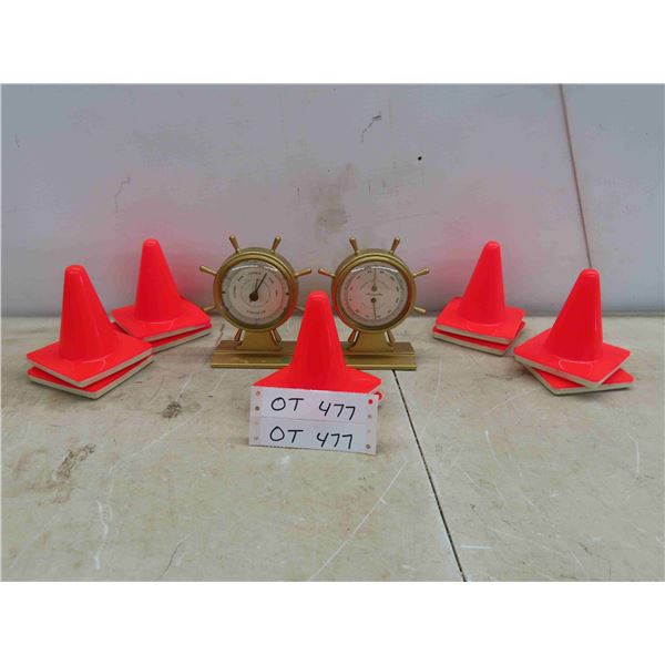 Barometer , 10 Mini Pylons 4'' Tall