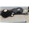 Image 3 : Hondo Electric Guitar with Hard Case 