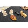 Image 2 : 22pcs Red Rose Tea Figurines 