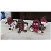 Image 2 : Raisen & Smurf Figures