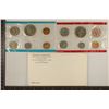 Image 2 : 1971 US MINT SET (UNC) P/D/S (WITH ENVELOPE)