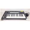 Image 1 : NOVATION LAUNCH KEY 25