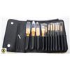 Image 1 : NEW MAKEUP BRUSH SET IN CARRYING CASE