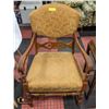 Image 1 : ANTIQUE CHAIR