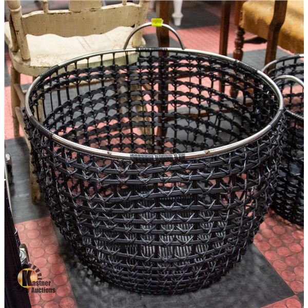 BLACK WICKER LAUNDRY BASKET