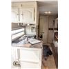 Image 10 : UNRESERVED! 2008 ROCKWOOD RV 28FT