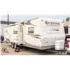 Image 2 : UNRESERVED! 2008 ROCKWOOD RV 28FT