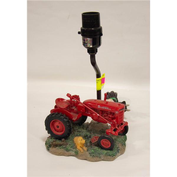 TRACTOR LAMP
