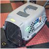 Image 1 : DOSKOCIL PET TAXI DOG CRATE FOR 15-25LB PET
