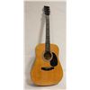 Image 1 : ACOUSTIC GUITAR - NEEDS STRINGS