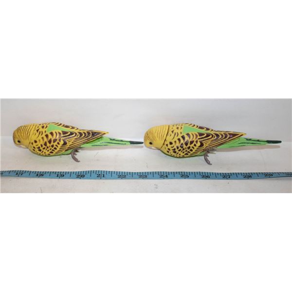 2 VINTAGE MOTION ACTIVATED CHIRPING SINGING