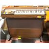 Image 1 : BONTEMPI STANDING ORGAN MODEL H740