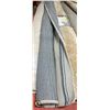 Image 1 : *STORE/CUSTOMER RETURN* GREENLAND LIGHT GRAY