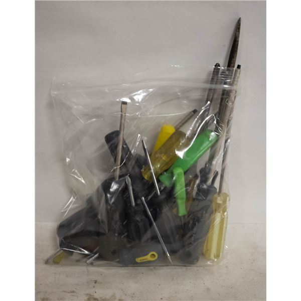 ASSORTED SCREW DRIVER LOT