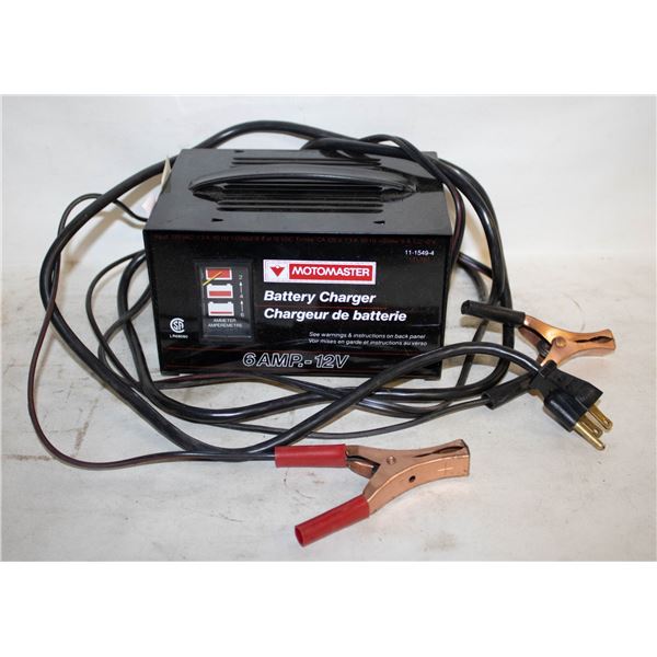 MOTOMASTER BATTERY CHARGER
