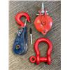 Image 2 : Group of 2 Crosby WLL 12T Shackle & Bronze Brushed Snatch Block w/Hook