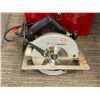 Image 2 : Black & Decker Circular Saw 7 1/4" w/Storage Box