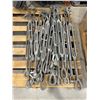 Image 2 : Pallet of turnbuckle & assorted guy wires