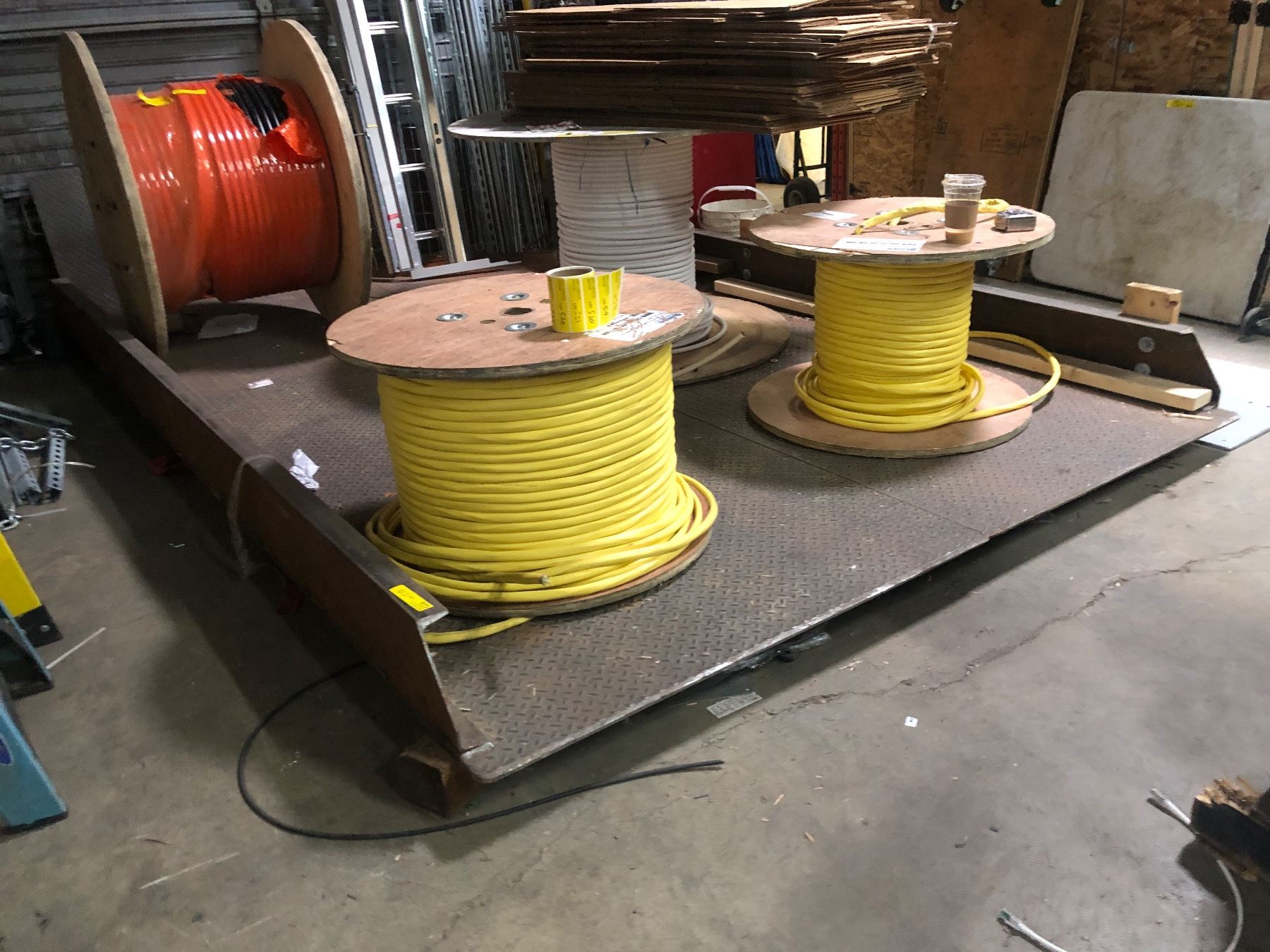 Loading dock/bay metal ramp