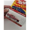 Image 2 : HW Classics 23 of 30 69 Pontiac Firebird - Series 3 Special Paint