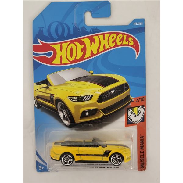 HW Muscle Mania 2015 Ford Mustang GT Convertible 2/10 - 168/365