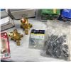 Image 2 : Plumbing hardware