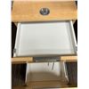 Image 2 : Wooden desk& cabinet