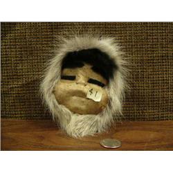 Anituvik pass mask with fur trim (2)