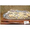 Image 2 : Fossilized mammoth bark relief carved with hummingbirds (2)