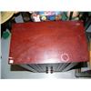 Image 3 : 2 door mahogany cabinet (2)