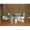 Image 1 : Lot of old kitchen utensils: sifter, cookie cutters, decorating tools and strainer (2)