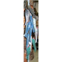 String of wood fish (4)