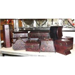CHOICE on 3 sets of textured wood boxes, jewelry boxes and containers (8888)