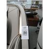 Image 2 : Black & White AV Massage Chair