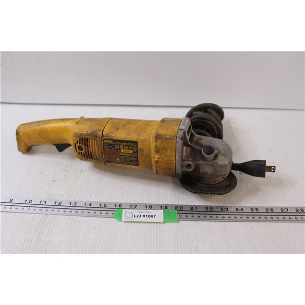 DeWalt 7" Angle Grinder - Consigner States Works