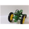 Image 5 : John Deere Model B 1:16 Scale - Missing Muffler