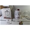 Image 1 : ACME Juicerator in Box (powers on - Like New)
