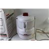 Image 3 : ACME Juicerator in Box (powers on - Like New)