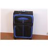 Image 1 : *On Tour Suitcase w/Wheels & Handle