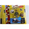 Image 3 : (2) The Simpsons Lenny and Captain McCallister Figures