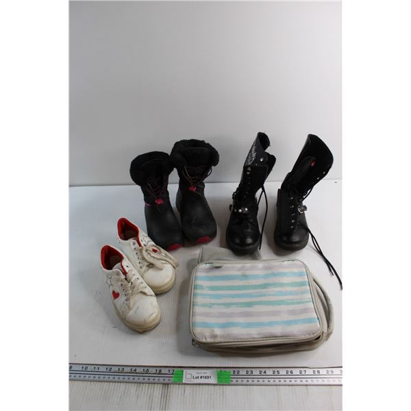(3) Kids Boots Pairs - Size 4 and Bag