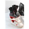 Image 5 : (3) Kids Boots Pairs - Size 4 and Bag