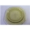 Image 3 : (4) Yellow Depression Glass Plates