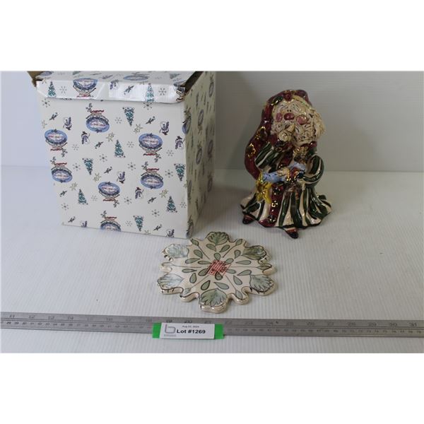 Pottery Santa Tea Light Holder - Ceramic Leaf Plate