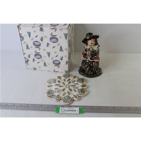 Pottery Caroller Tea Light Holder - Ceramic Leaf Plate