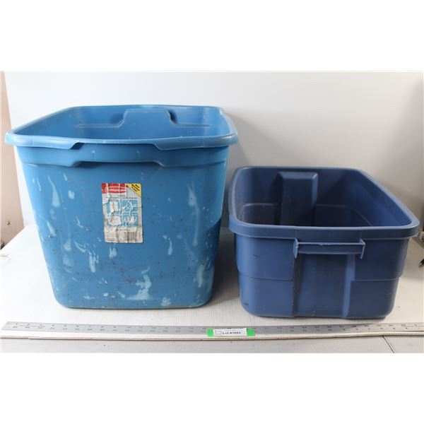 (2) Totes Tubs