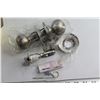 Image 2 : (2) Yale Doorknob Sets - New