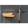Image 4 : **(2) Adjustable Crutches and Broom