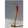 Image 1 : ** Axe
