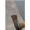 Image 4 : ** Axe